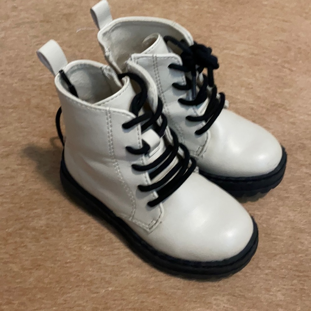 Zara boots